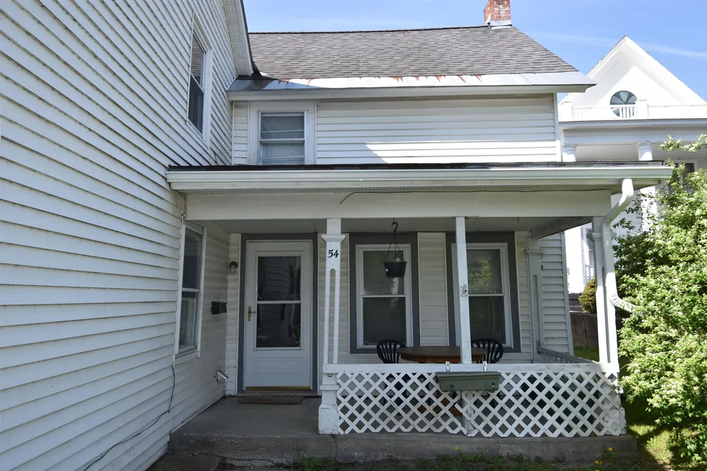 54 South Maple Street Vergennes VT 05491