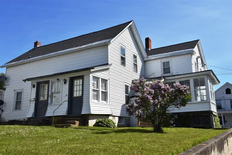 54 South Maple Street Vergennes VT 05491