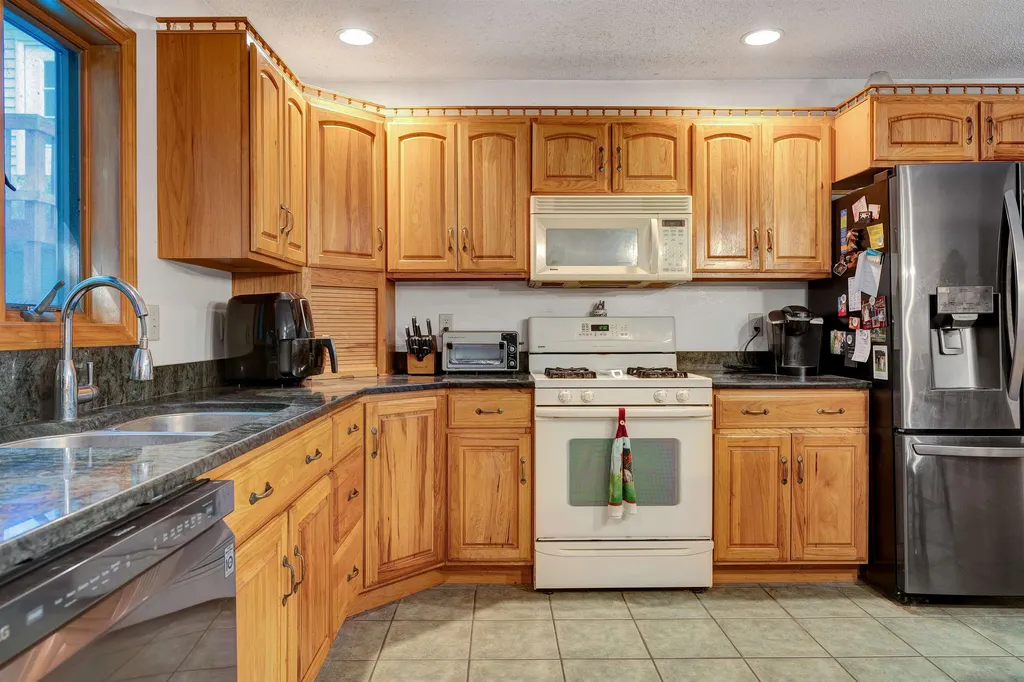 614 Willow Brook Road Plainfield NH 03781