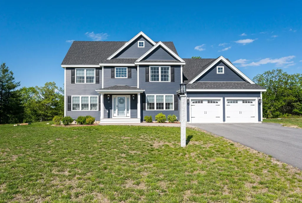 36 Majestic Avenue Pelham NH 03076