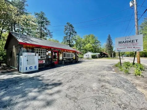 112 Kancamagus Highway Conway NH 03818