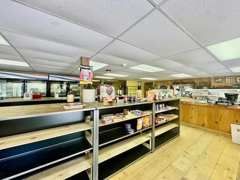 112 Kancamagus Highway Conway NH 03818