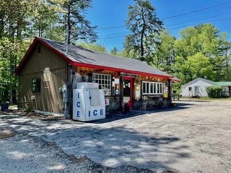 112 Kancamagus Highway Conway NH 03818