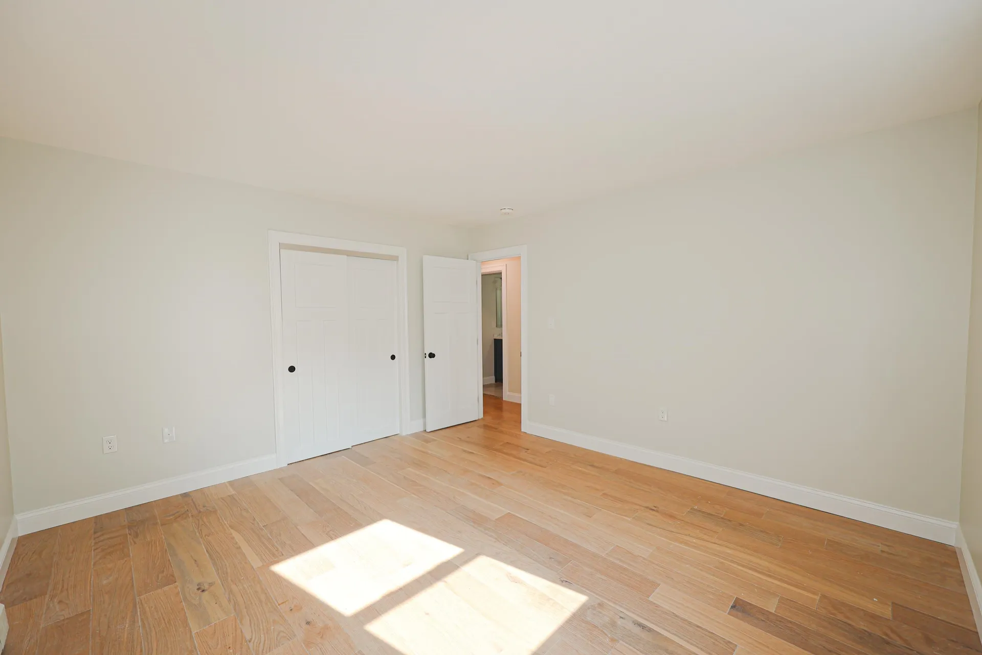 16 High Street Stratham NH 03885