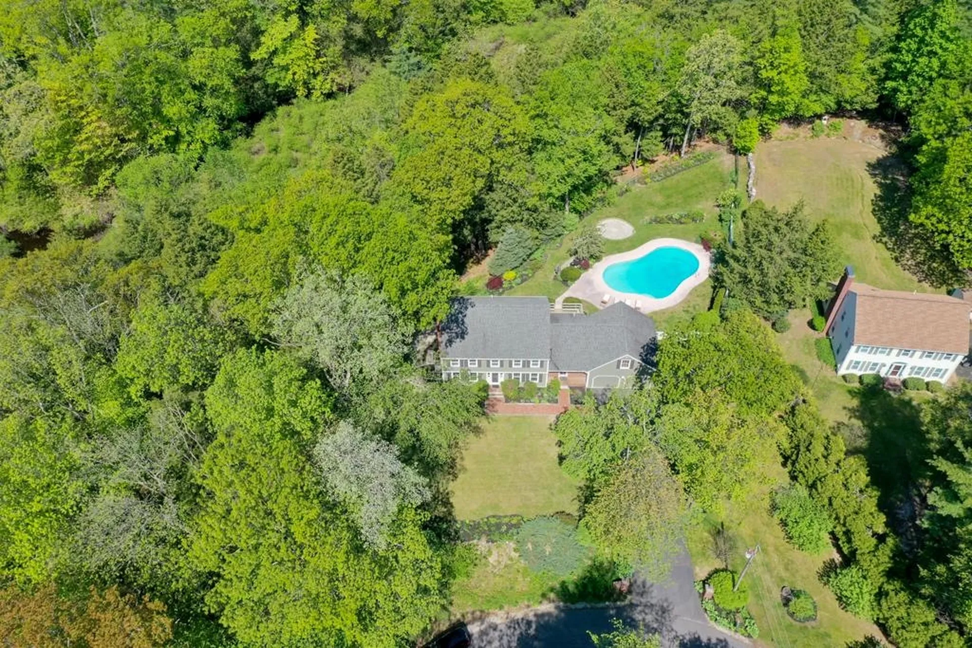 13 King Pine Way Kingston NH 03848