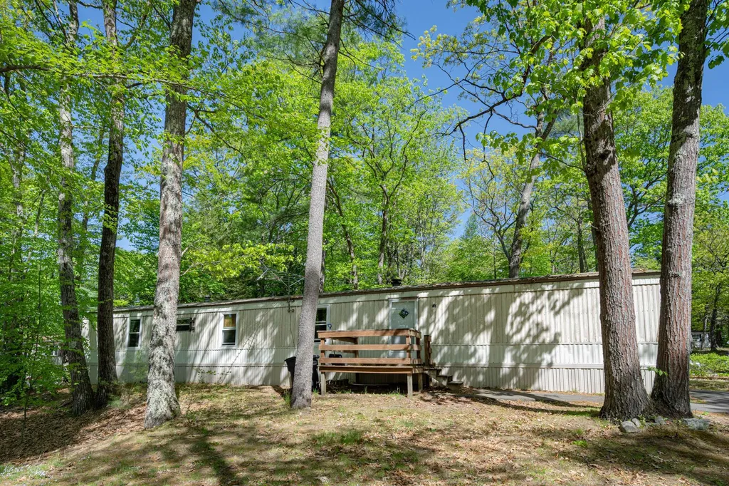 4 Merissa Drive Allenstown NH 03275