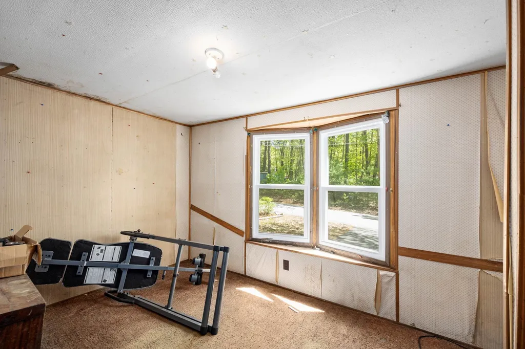 4 Merissa Drive Allenstown NH 03275