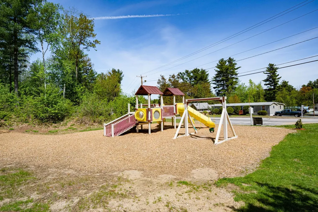 4 Merissa Drive Allenstown NH 03275