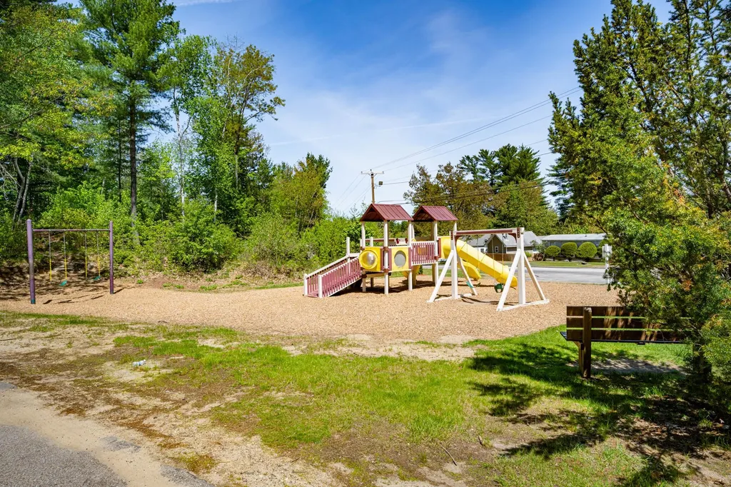 4 Merissa Drive Allenstown NH 03275