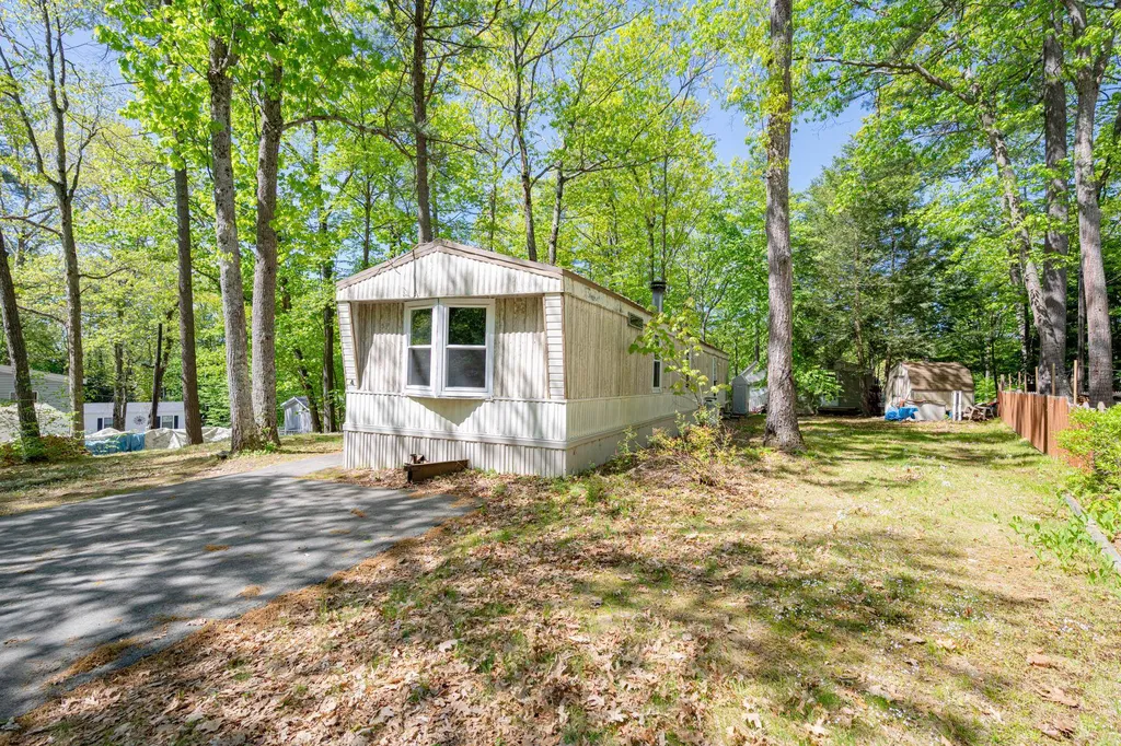 4 Merissa Drive Allenstown NH 03275