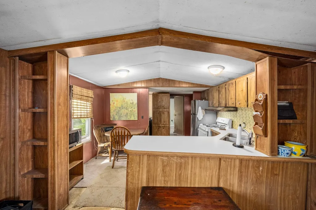 4 Merissa Drive Allenstown NH 03275