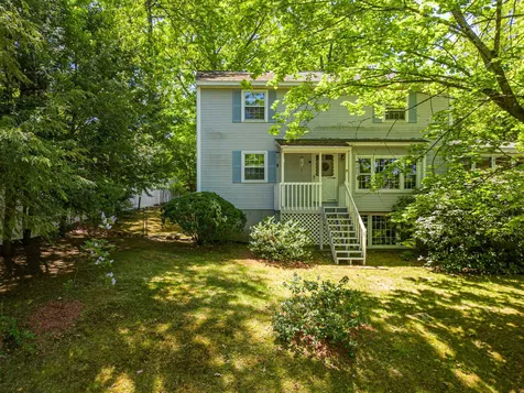 9 Barnesdale Road Nashua NH 03062