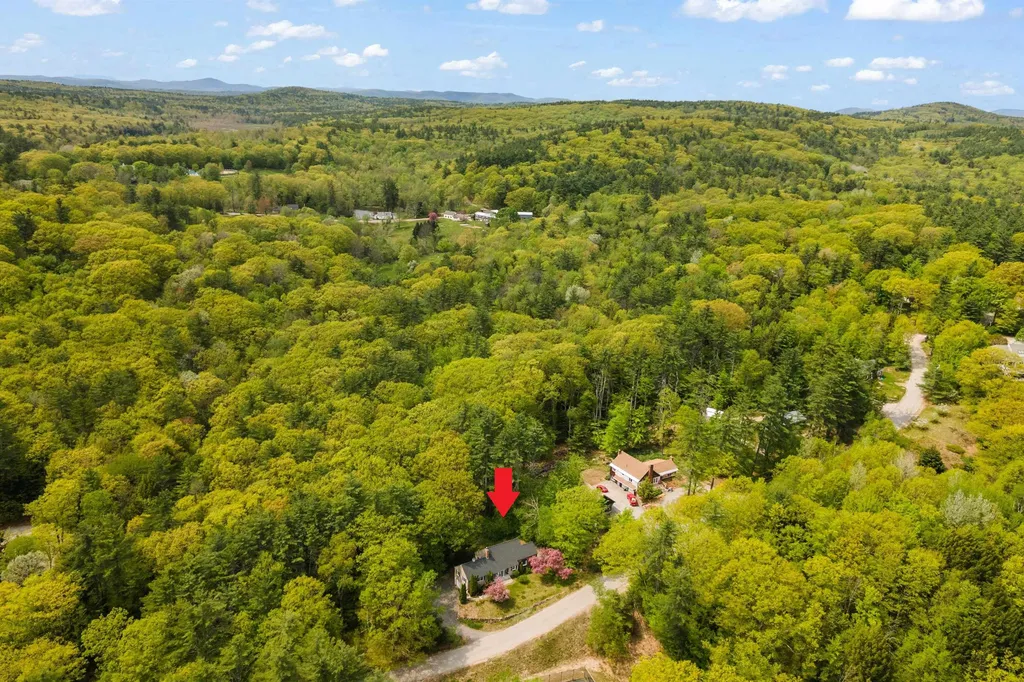104 Lakeview Drive Weare NH 03281