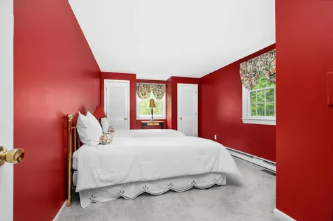 104 Lakeview Drive Weare NH 03281