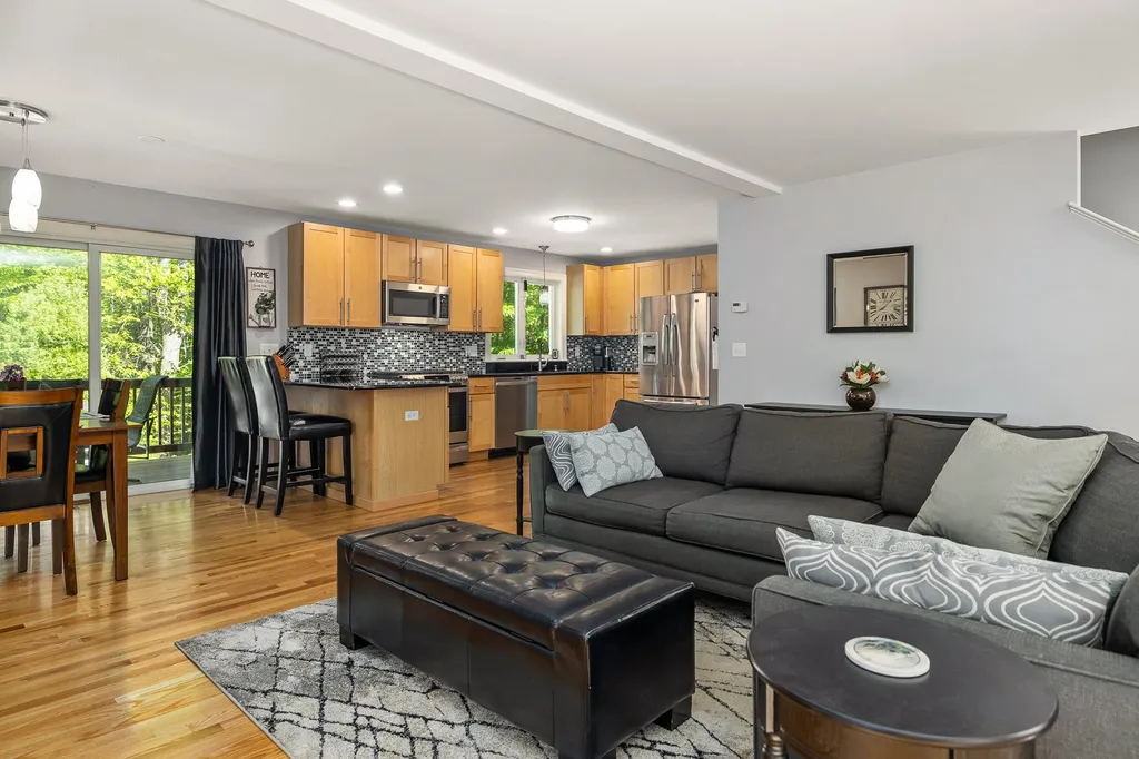19 Skyview Drive Greenland NH 03840