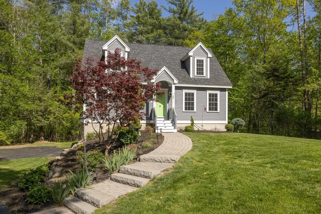 19 Skyview Drive Greenland NH 03840
