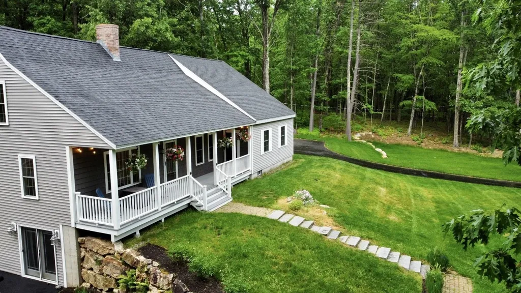 348 Pembroke Hill Road Pembroke NH 03275