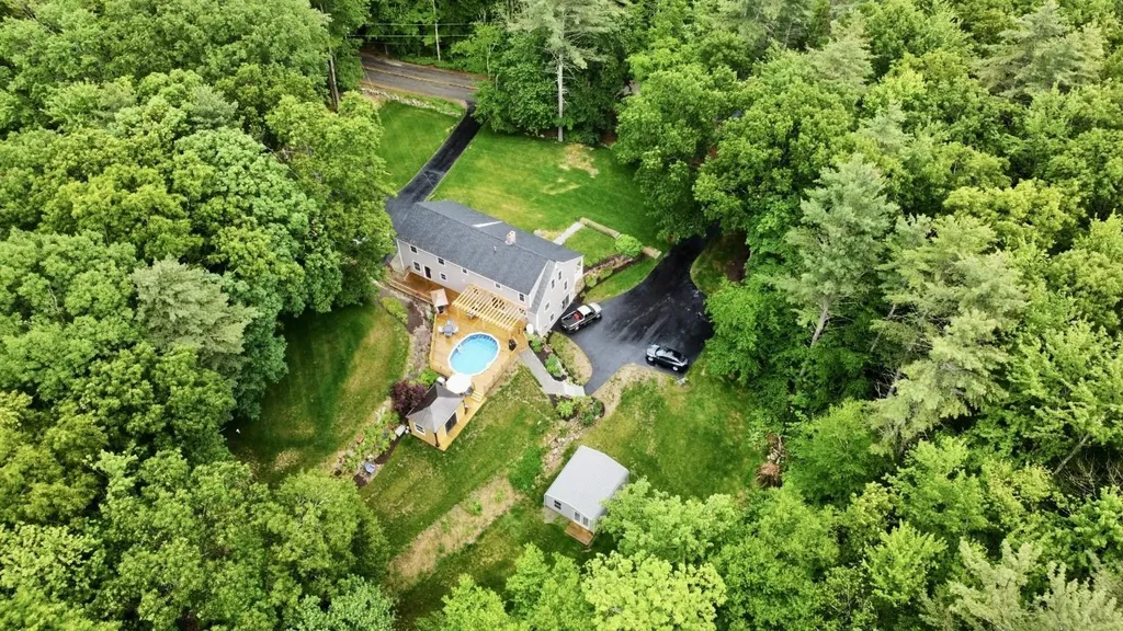 348 Pembroke Hill Road Pembroke NH 03275