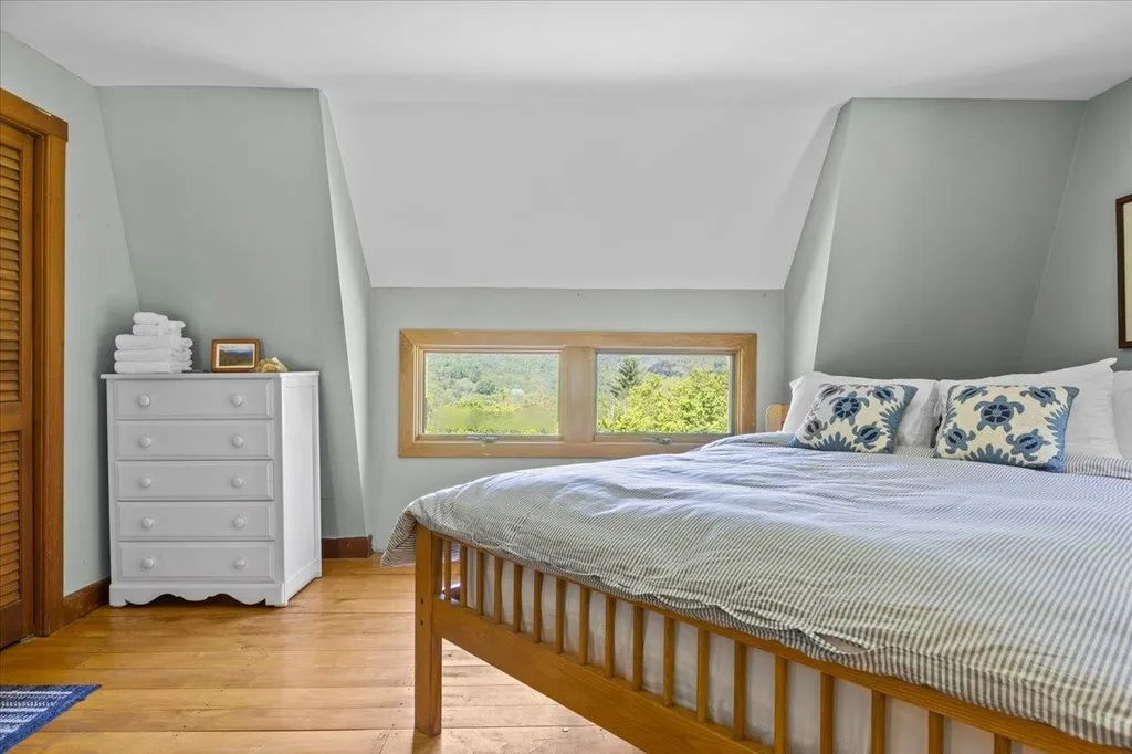 290 Dump Road Warren VT 05674