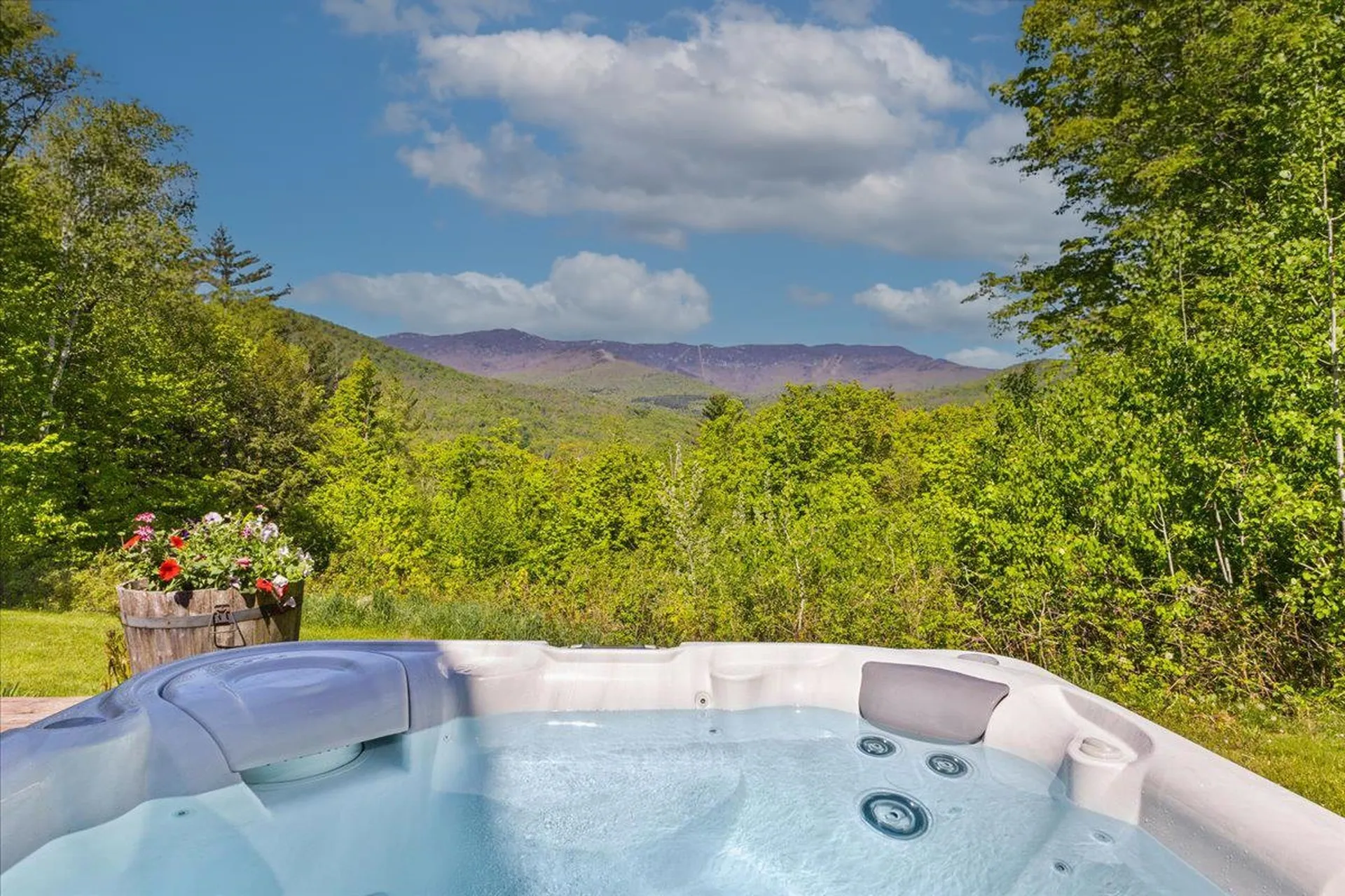 290 Dump Road Warren VT 05674