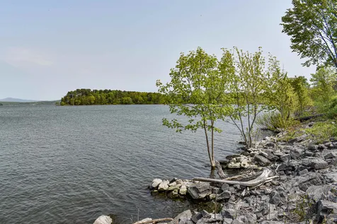 86 Lake Road Panton VT 05491