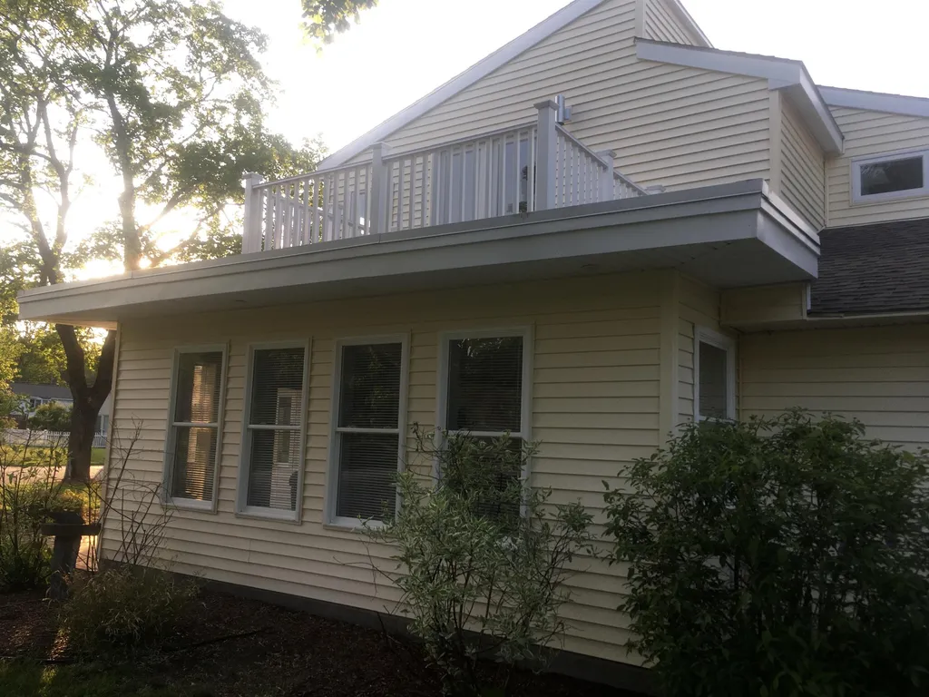 12 Cornell Road Nashua NH 03064