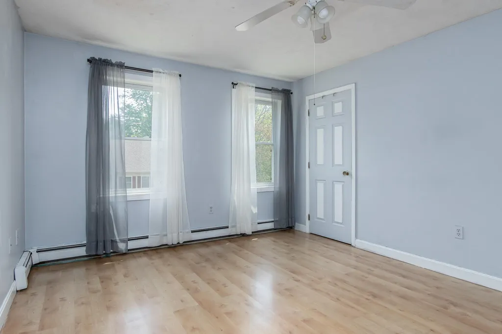 19 Peterson Circle Concord NH 03303