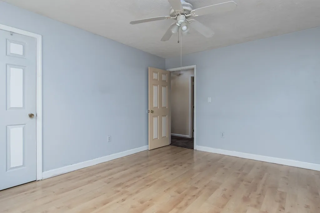 19 Peterson Circle Concord NH 03303