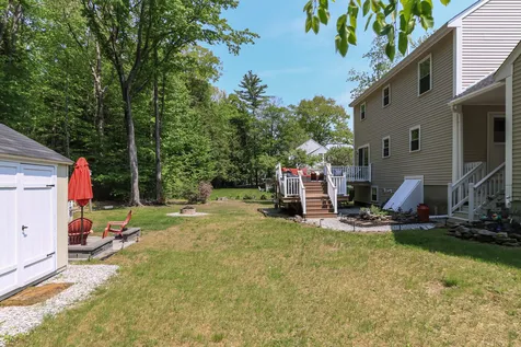 19 Peterson Circle Concord NH 03303