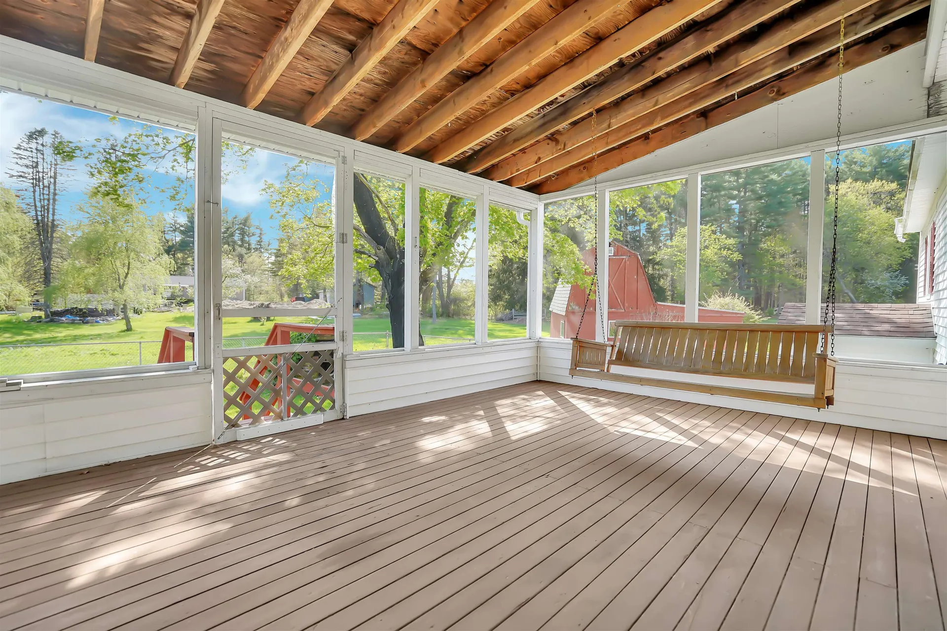 7 Lucy Avenue Pelham NH 03076