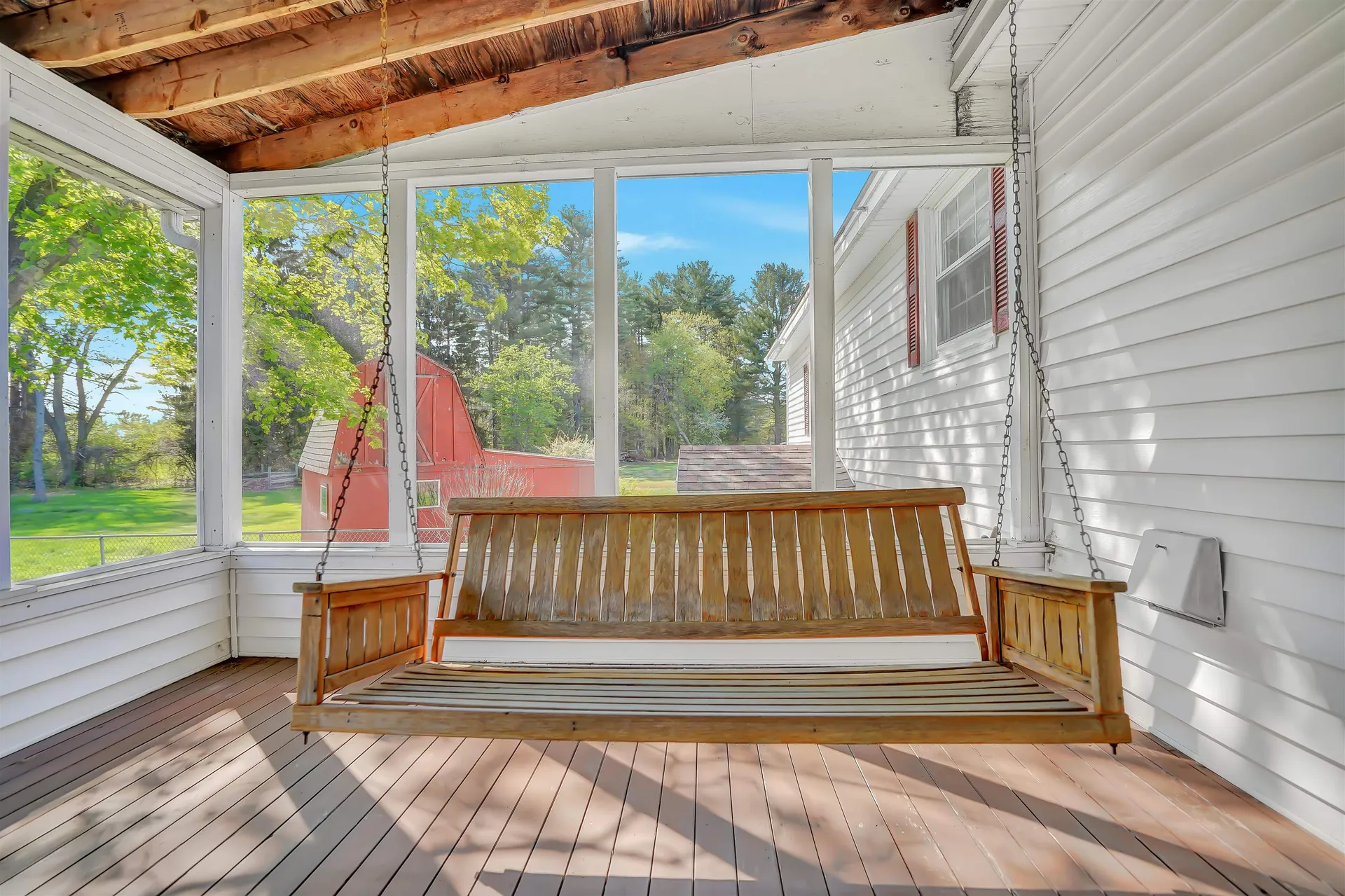 7 Lucy Avenue Pelham NH 03076