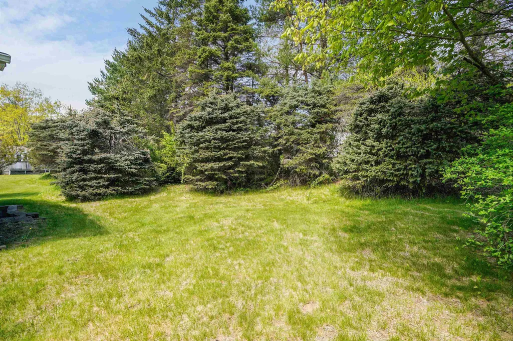 5 Magnolia Lane Belmont NH 03220