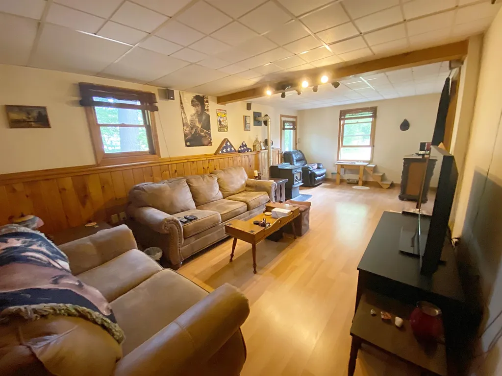 36 Brittany Lane Laconia NH 03246