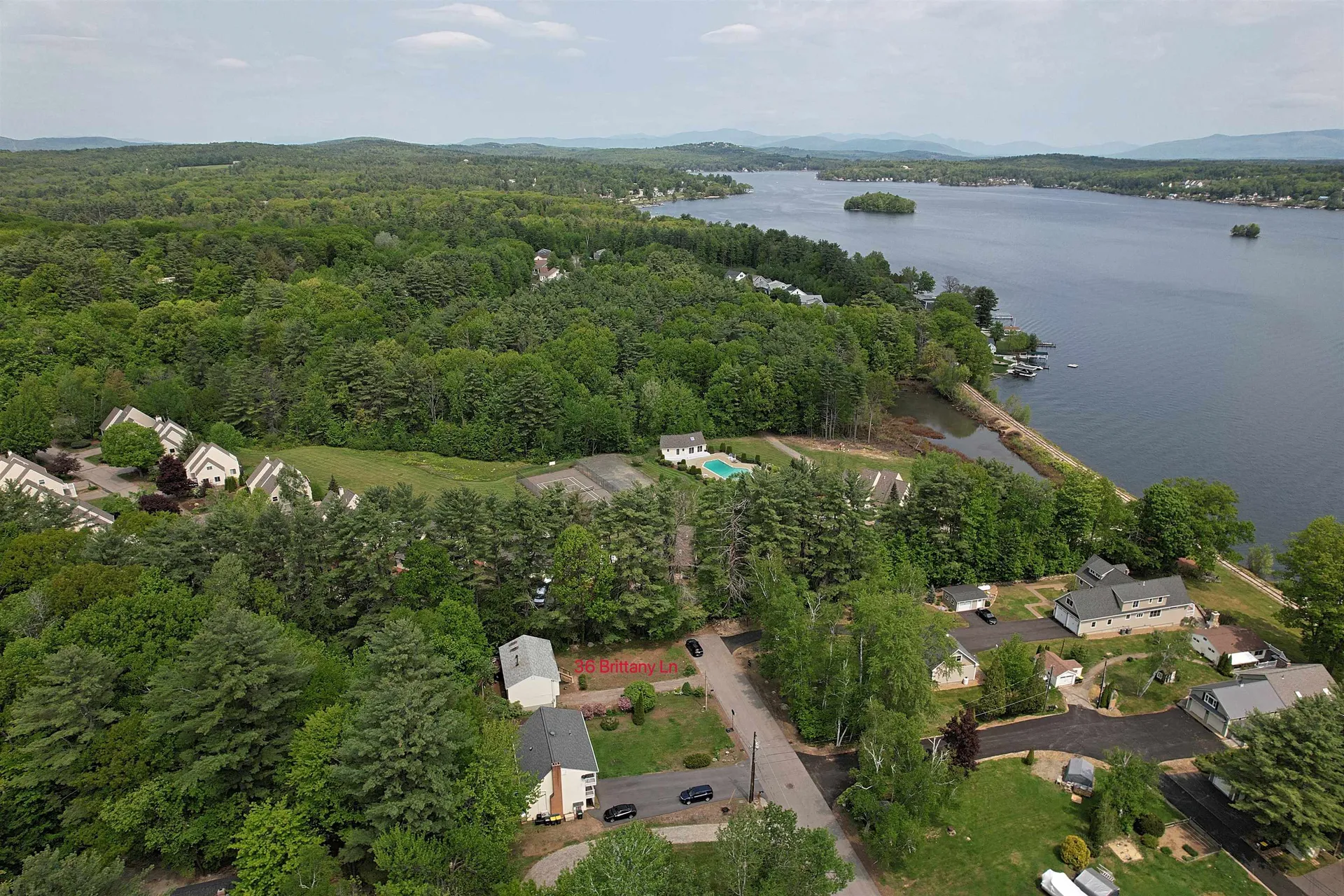 36 Brittany Lane Laconia NH 03246