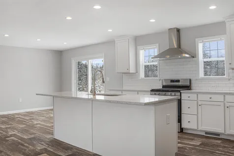 31 Margarets Way Ossipee NH 03864