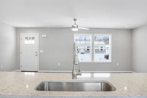 31 Margarets Way Ossipee NH 03864