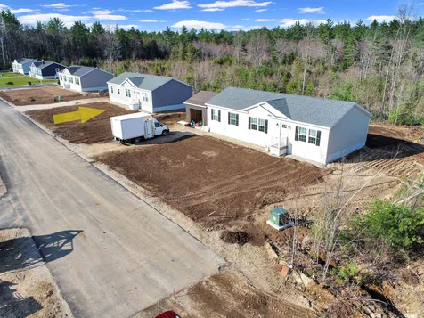 31 Margarets Way Ossipee NH 03864