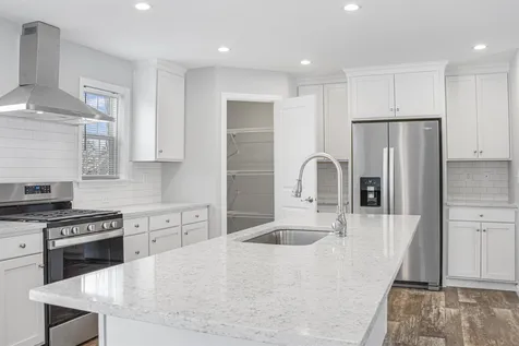 31 Margarets Way Ossipee NH 03864