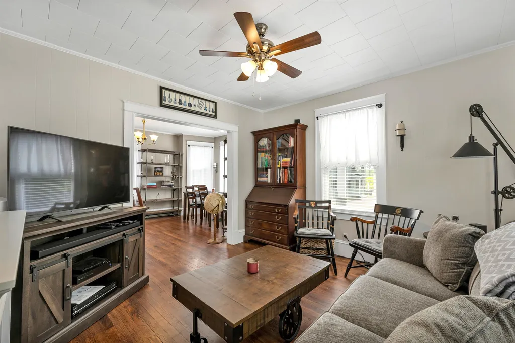 31 Opechee Street Laconia NH 03246