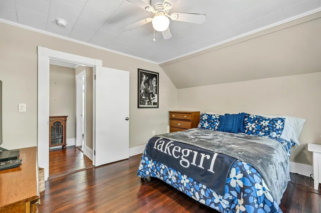 31 Opechee Street Laconia NH 03246