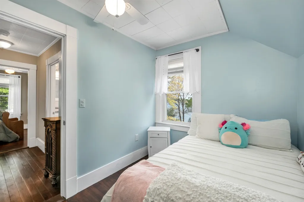 31 Opechee Street Laconia NH 03246