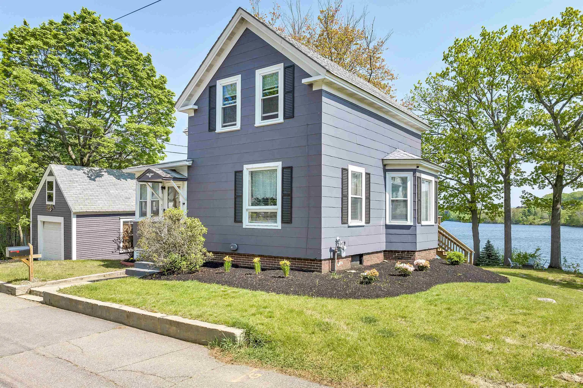 31 Opechee Street Laconia NH 03246