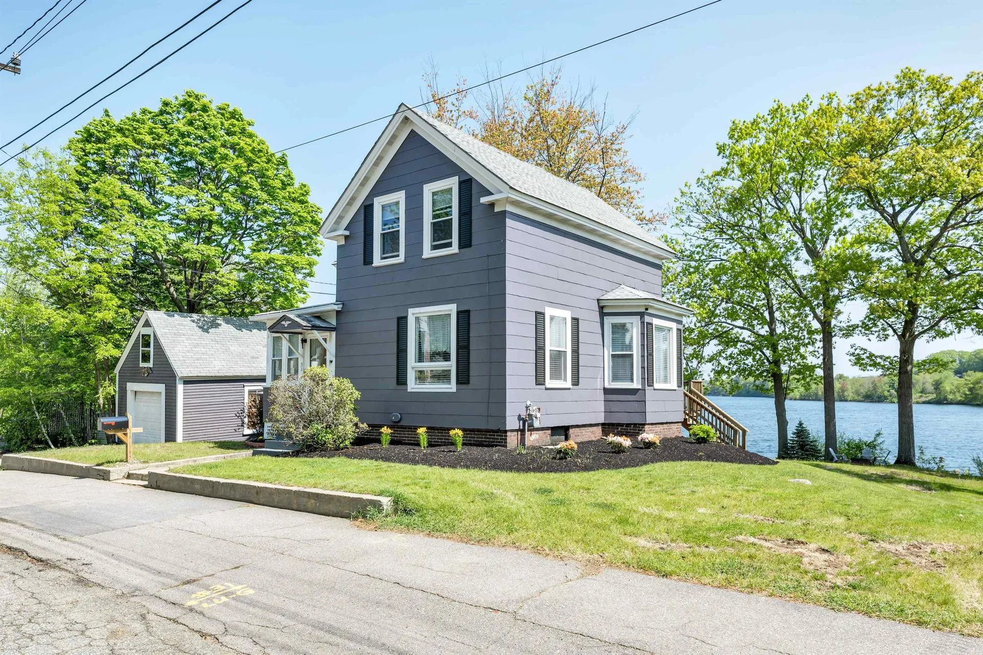31 Opechee Street Laconia NH 03246