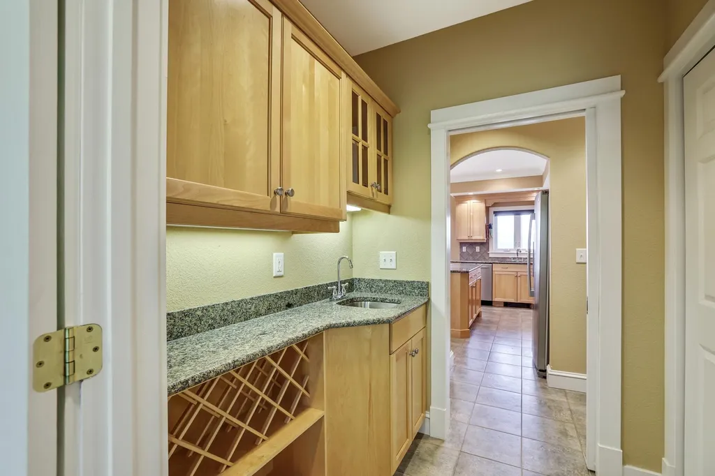 120 Pepin Drive Newport City VT 05855