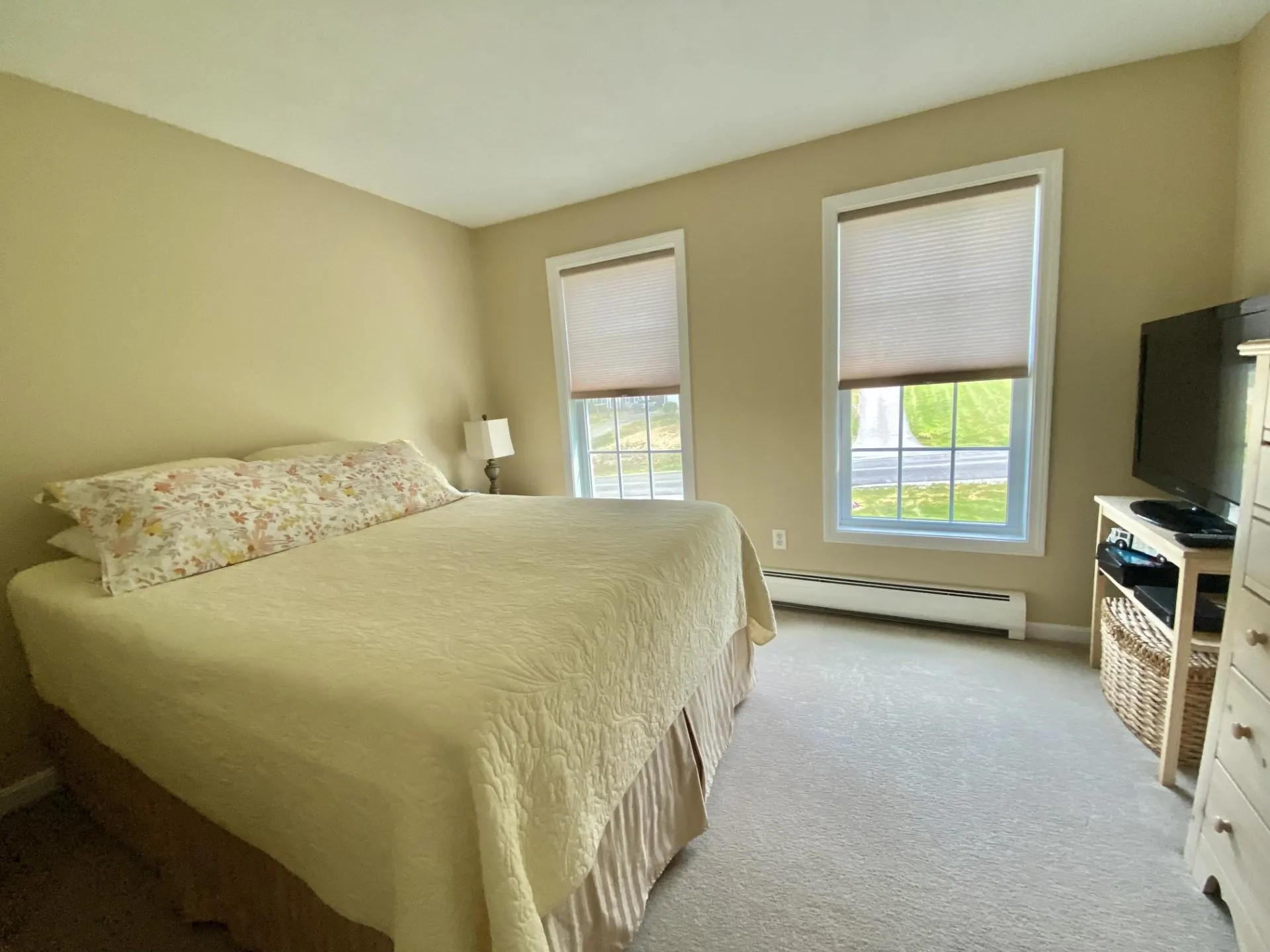 75 Arrowcrest Drive Swanzey NH 03446