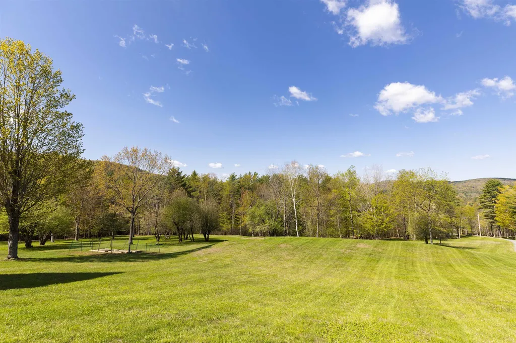 456 Willow Brook Road Plainfield NH 03781