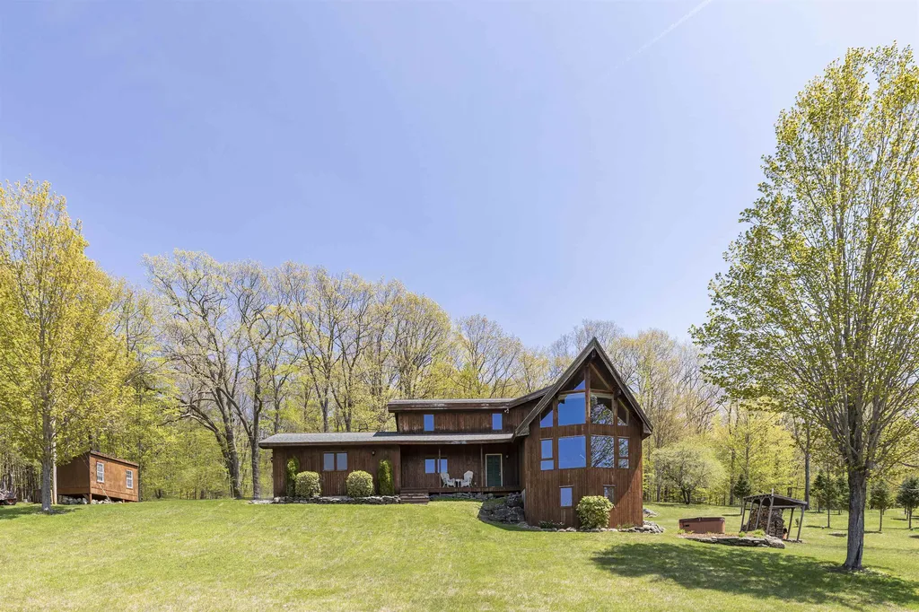 456 Willow Brook Road Plainfield NH 03781