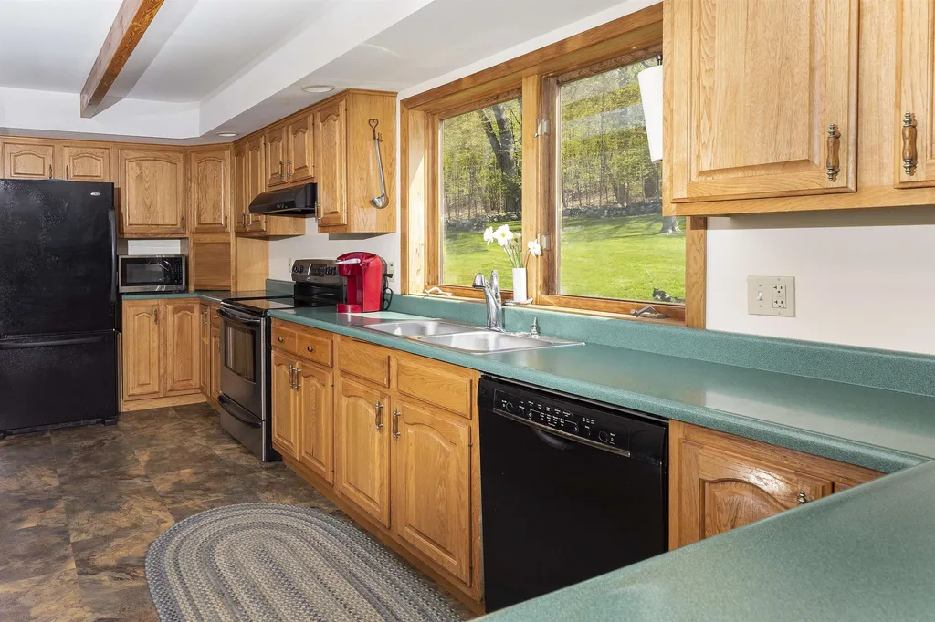 456 Willow Brook Road Plainfield NH 03781