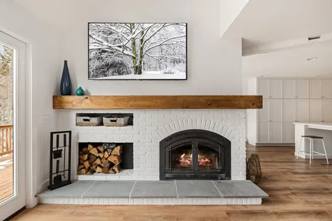 60 Mclane Road Stowe VT 05672