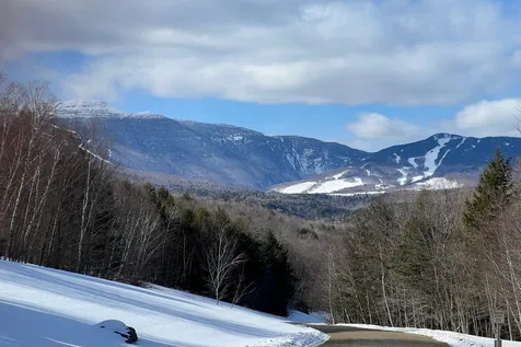 60 Mclane Road Stowe VT 05672